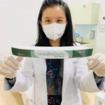 The Face Shield Project
หมอโบว์ ทีมนักกายภาพ
และพนักงานของ PS Rehab Clinic
…